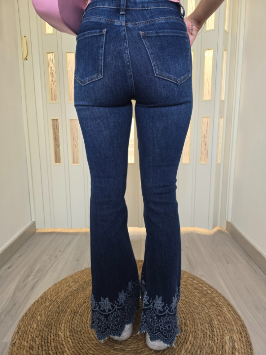 Jeans Flare Decorato